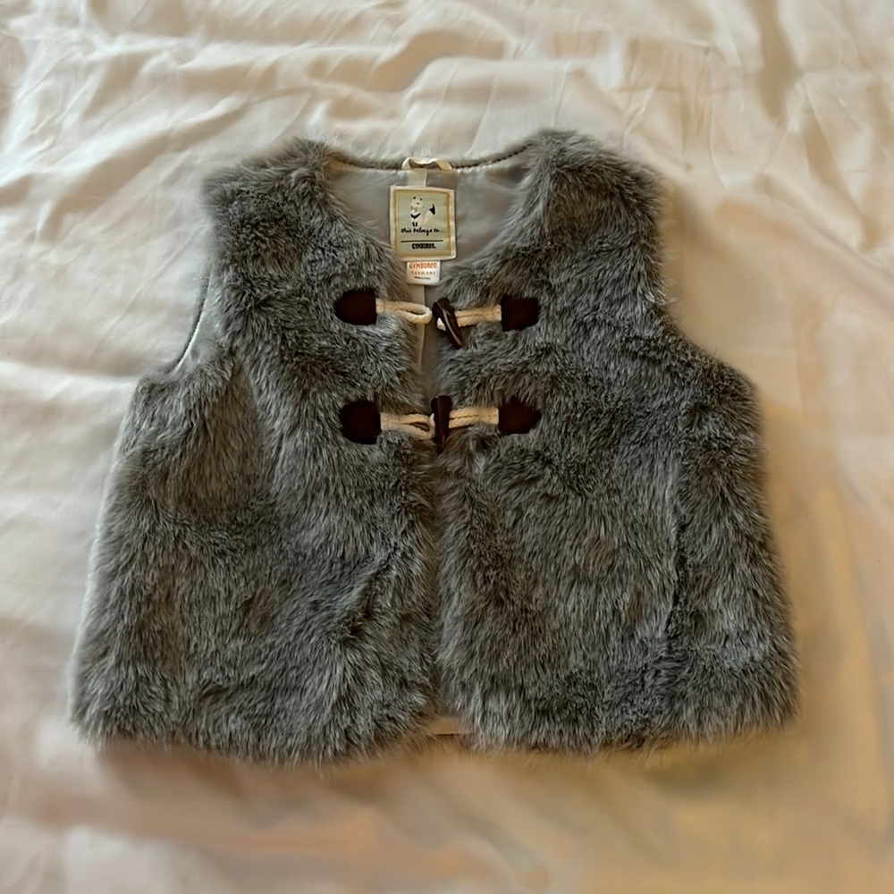 Grey Furry Vest, Child Size Large(10-12)